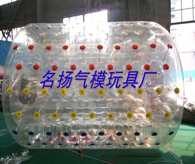 宁波名扬气模厂家 专业加工多功能水上滚筒气模玩具，打造水上娱乐新体验